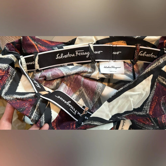 NWT Salvatore Ferragamo Toni Plum Printed Pants with Leather Belt Size 40 (4) - Picture 13 of 16
